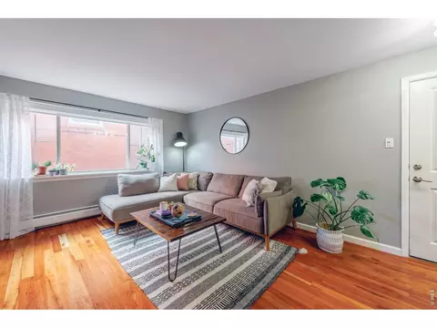 1332 N Williams St # 202, Denver, CO 80218