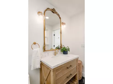 Bath - 4410 N 51st St, Boulder, CO 80301 photo 1 of 5