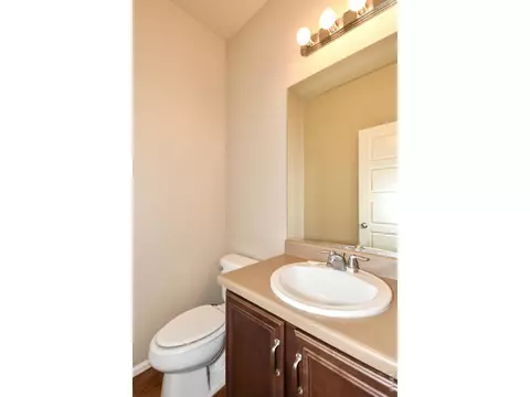 Bath - 2157 Longfin Dr, Windsor, CO 80550 photo 3 of 4