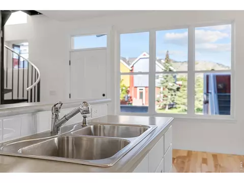 Kitchen - 4742 18th St, Boulder, CO 80304 photo 6 of 6