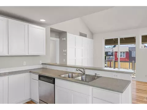 Kitchen - 4742 18th St, Boulder, CO 80304 photo 5 of 6