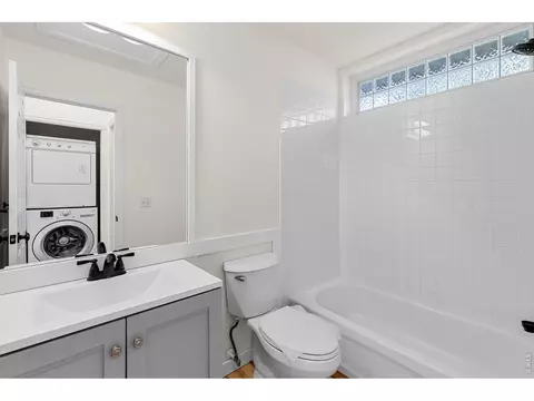 Bath - 4742 18th St, Boulder, CO 80304 photo 1 of 1