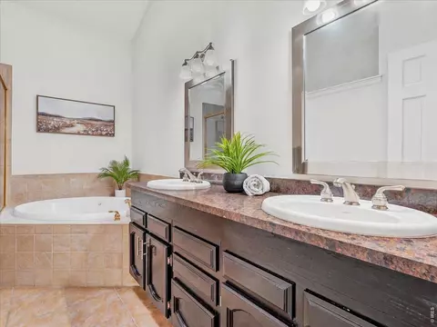 Bath - 2115 Ranch Dr, Denver, CO 80234 photo 2 of 4