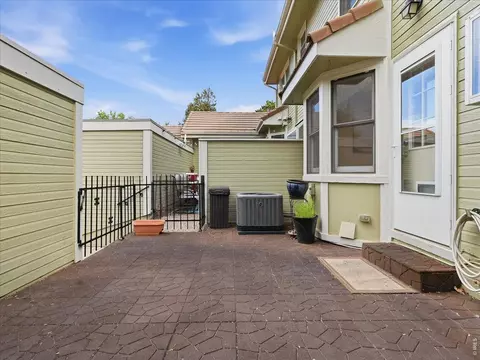 Exterior - 2115 Ranch Dr, Denver, CO 80234 photo 4 of 6