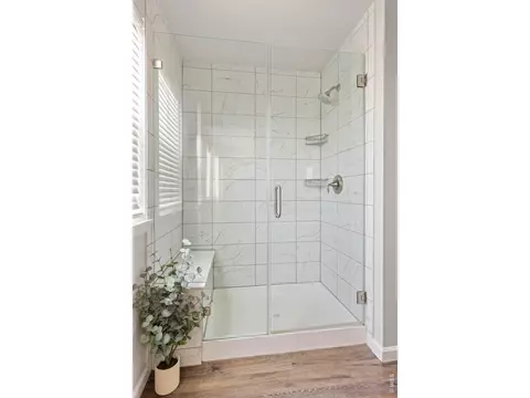 Bath - 1905 Saddleback Dr, Milliken, CO 80543 photo 2 of 4