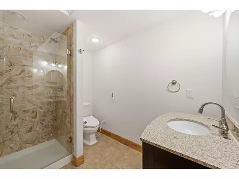 Bath - 4980 Getaway Dr, Berthoud, CO 80513 photo 5 of 5