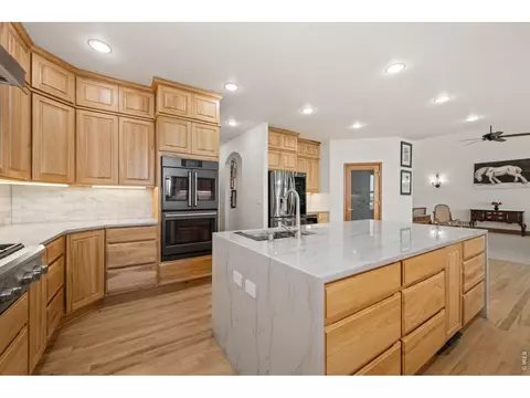 Kitchen - 4980 Getaway Dr, Berthoud, CO 80513 photo 2 of 4