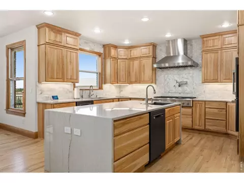 Kitchen - 4980 Getaway Dr, Berthoud, CO 80513 photo 1 of 4