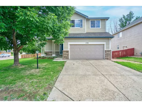 11316 Deerfield Dr, Longmont, CO 80504