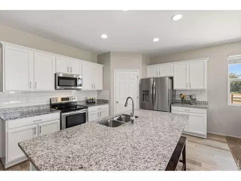 902 Pierson Ct, Windsor, CO 80550 photo 8