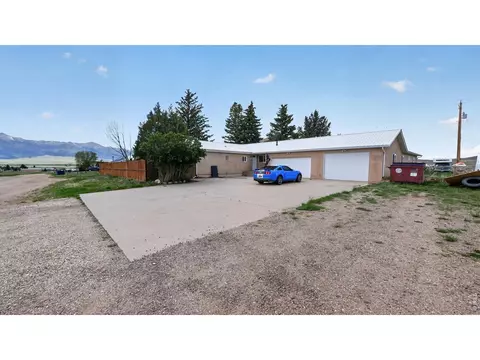 Exterior - 321 Summit St, Silver Cliff, CO 81252 photo 2 of 8