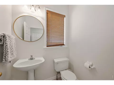 Bath - 1012 Steamboat Valley Rd, Lyons, CO 80540 photo 1 of 5