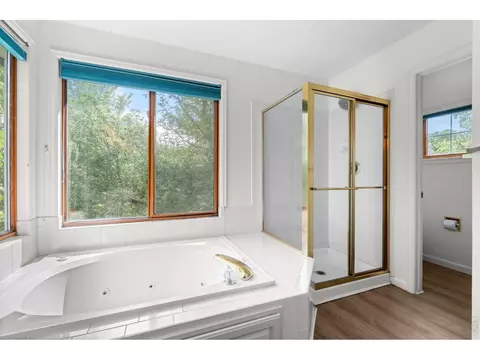 Bath - 5397 Wild Dunes Ct, Boulder, CO 80301 photo 3 of 5