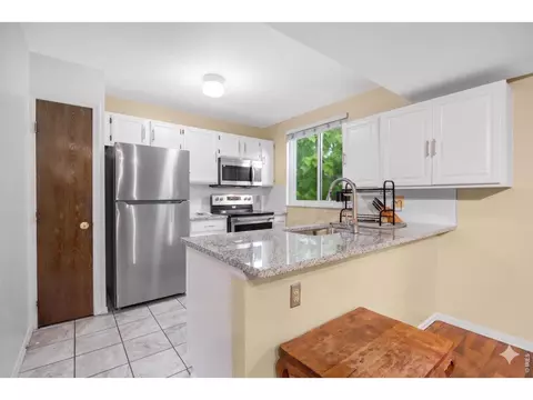 Kitchen - 4414 E 94th Ave, Thornton, CO 80229 photo 1 of 4