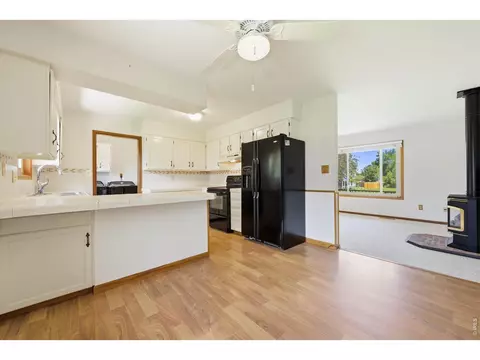 Kitchen - 2901 Killarney Dr, Laporte, CO 80535 photo 2 of 6