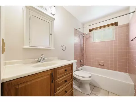 Bath - 2901 Killarney Dr, Laporte, CO 80535 photo 1 of 2