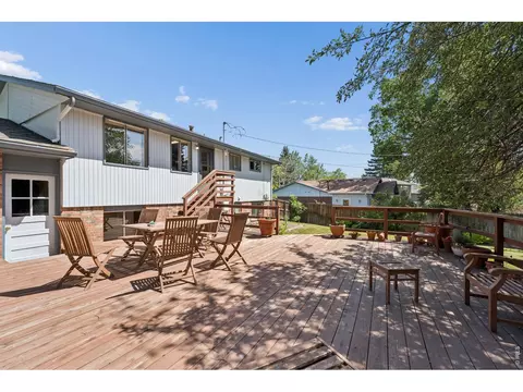 Exterior - 727 Ithaca Dr, Boulder, CO 80305 photo 2 of 7