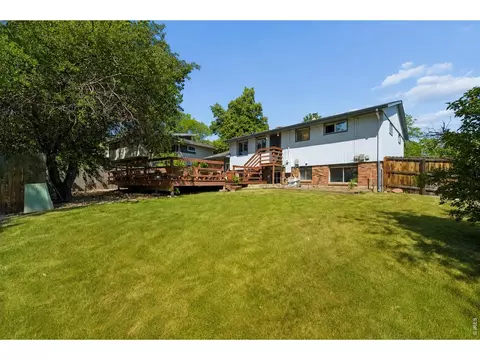 Exterior - 727 Ithaca Dr, Boulder, CO 80305 photo 5 of 7