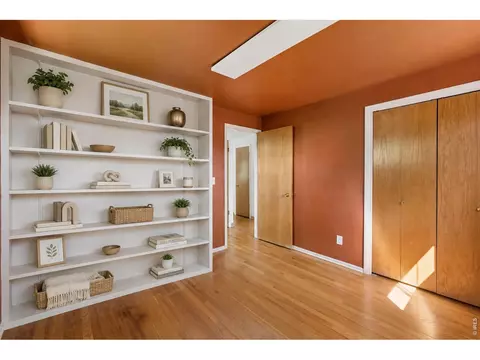 Bedroom - 727 Ithaca Dr, Boulder, CO 80305 photo 3 of 4