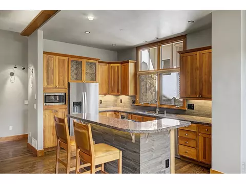 Kitchen - 610 Streamside Ln, Boulder, CO 80302 photo 2 of 5