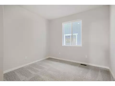 Bedroom - 246 Sugar Beet Ln, Berthoud, CO 80513 photo 5 of 7