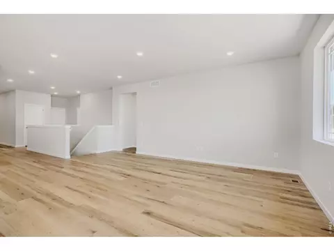 Living - 246 Sugar Beet Ln, Berthoud, CO 80513 photo 6 of 6