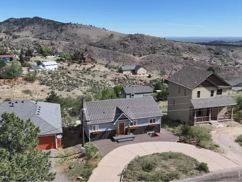 5216 Arrowhead Ln, Fort Collins, CO 80526