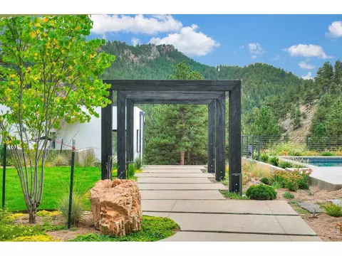 Exterior - 228 Lion Pt, Boulder, CO 80302 photo 7 of 12