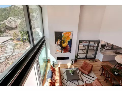 Living - 228 Lion Pt, Boulder, CO 80302 photo 4 of 10