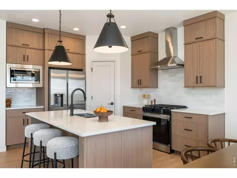 Kitchen - 844 Doubleleaf Dr, Windsor, CO 80550 photo 2 of 2