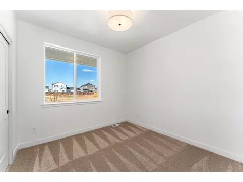 Bedroom - 844 Doubleleaf Dr, Windsor, CO 80550 photo 4 of 6