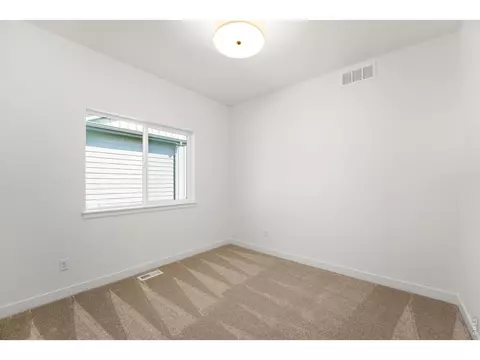 Bedroom - 844 Doubleleaf Dr, Windsor, CO 80550 photo 3 of 6