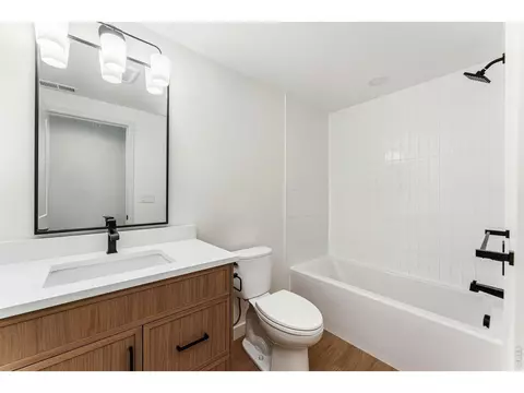 Bath - 844 Doubleleaf Dr, Windsor, CO 80550 photo 4 of 4