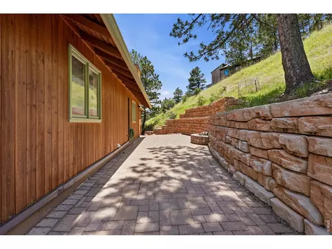 Exterior - 607 N Cedar Brook Rd, Boulder, CO 80304 photo 5 of 7