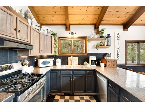 Kitchen - 257 Lo Meadow Ln, Bailey, CO 80421 photo 3 of 3