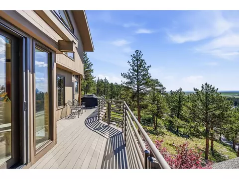 Exterior - 2881 N Lakeridge Trl, Boulder, CO 80302 photo 4 of 12