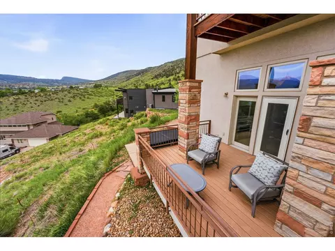 Exterior - 814 Mountain View Dr, Lyons, CO 80540 photo 6 of 12