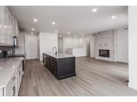 Kitchen - 780 Chatter Rd, Windsor, CO 80550 photo 4 of 11