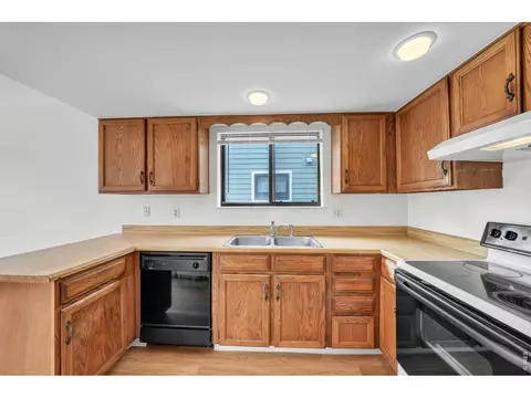 Kitchen - 4268 Corriente Pl, Boulder, CO 80301 photo 3 of 3