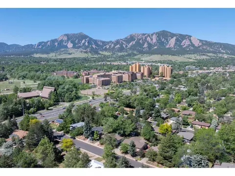View/Area - 735 38th St, Boulder, CO 80303 photo 4 of 8