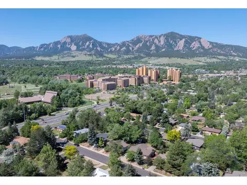 View/Area - 735 38th St, Boulder, CO 80303 photo 3 of 6