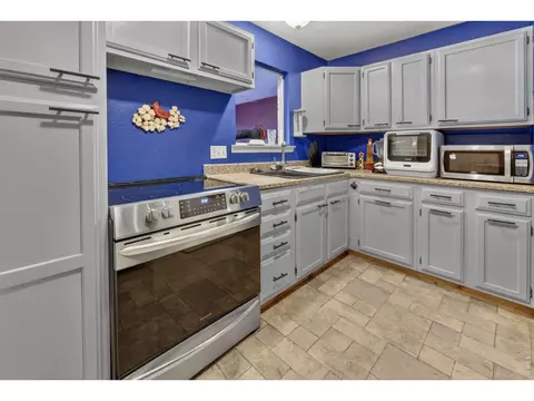 Kitchen - 735 38th St, Boulder, CO 80303 photo 1 of 3