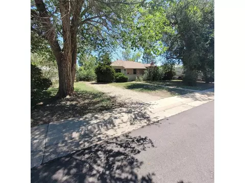 9460 High St, Thornton, CO 80229