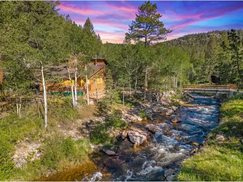 Undisclosed, Lyons, CO 80540