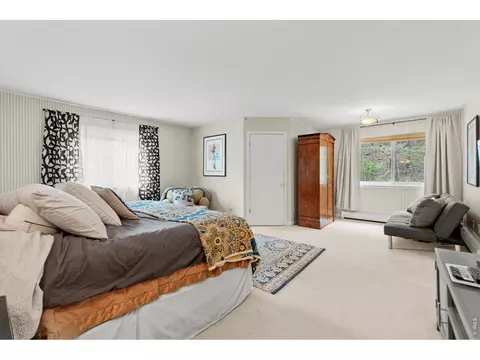 Bedroom - 7267 Olde Stage Rd, Boulder, CO 80302 photo 2 of 5