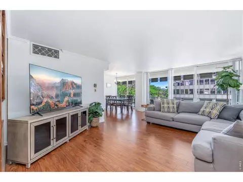 790 N Washington St #410, Denver, CO 80203