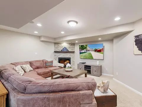 Living - 10688 Echo St, Longmont, CO 80504 photo 6 of 7