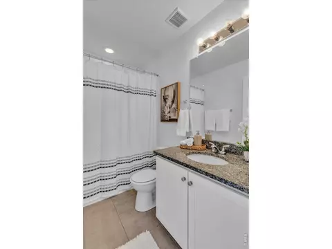 Bath - 6407 Copper Dr, Frederick, CO 80516 photo 2 of 3