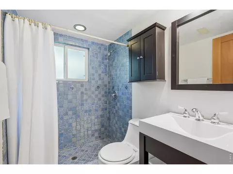 Bath - 3600 Cloverleaf Dr, Boulder, CO 80304 photo 2 of 2