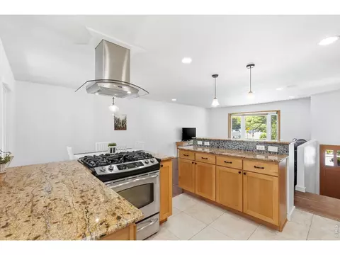 Kitchen - 3600 Cloverleaf Dr, Boulder, CO 80304 photo 4 of 5